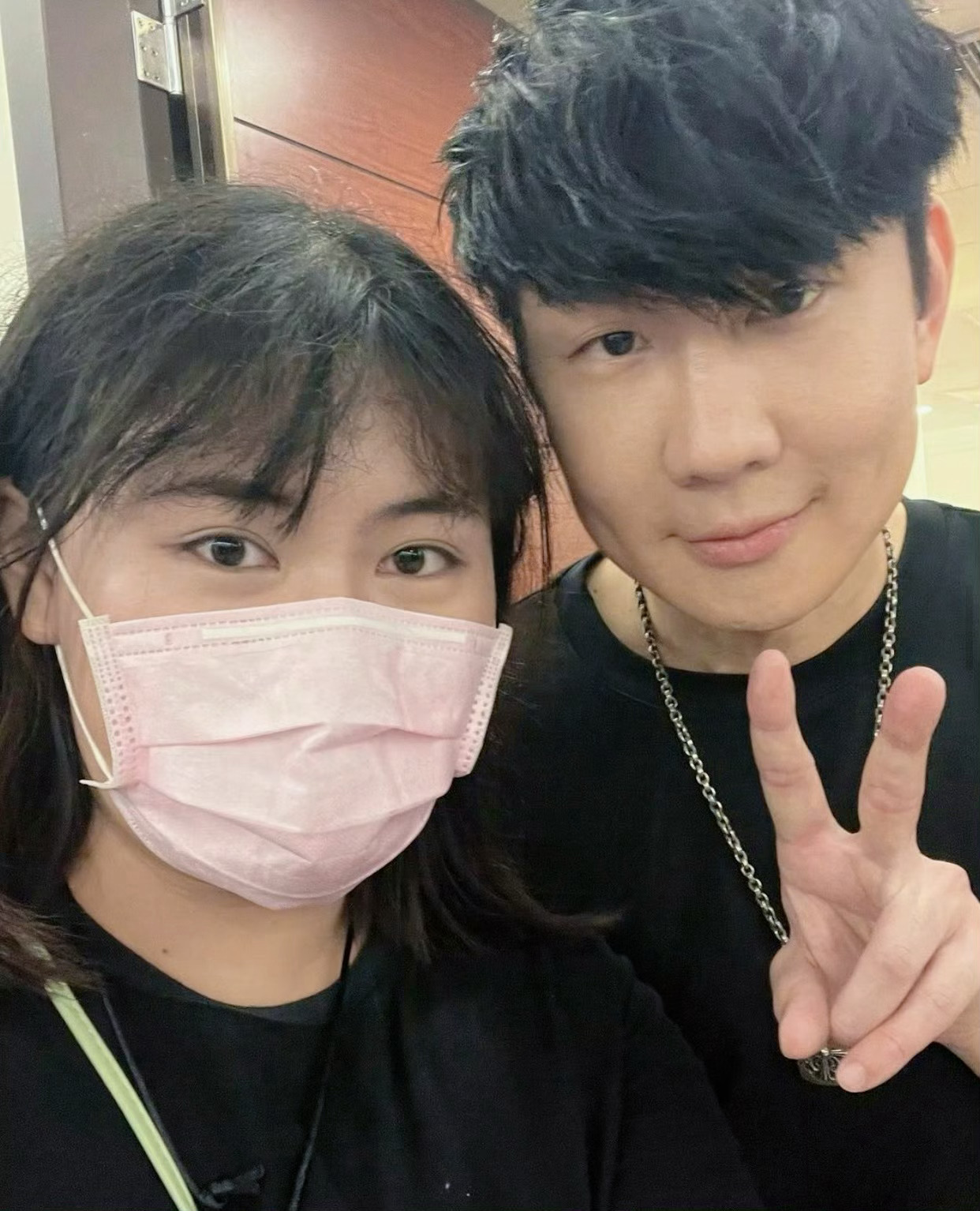 林俊杰  🌀  林俊杰jj20世界巡回演唱会 那年今日，被偶遇的软fufu的宝