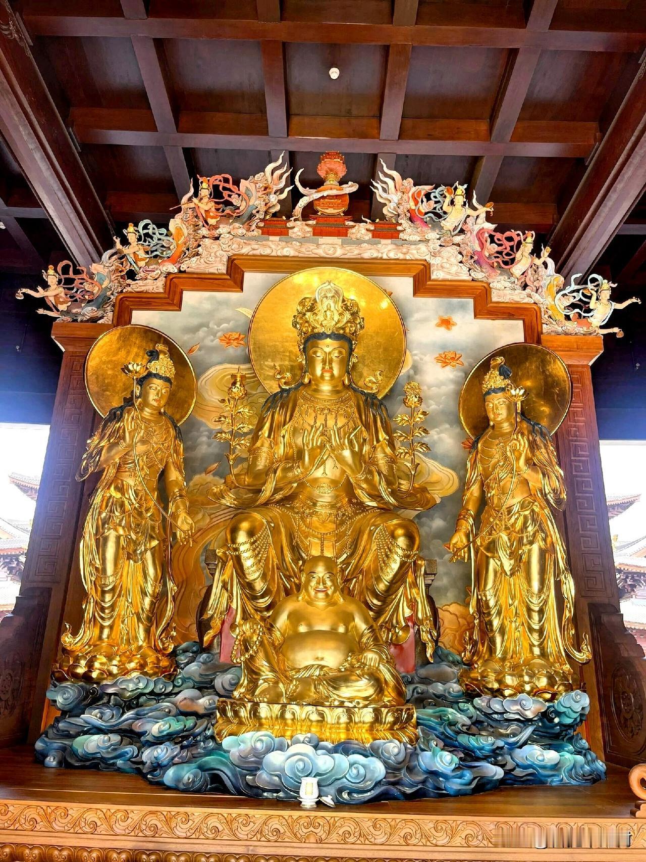 刷到就是福报！仁寿寺弥勒三尊，藏着一生的好运密码[心]
 
很多人来仁寿寺，只认