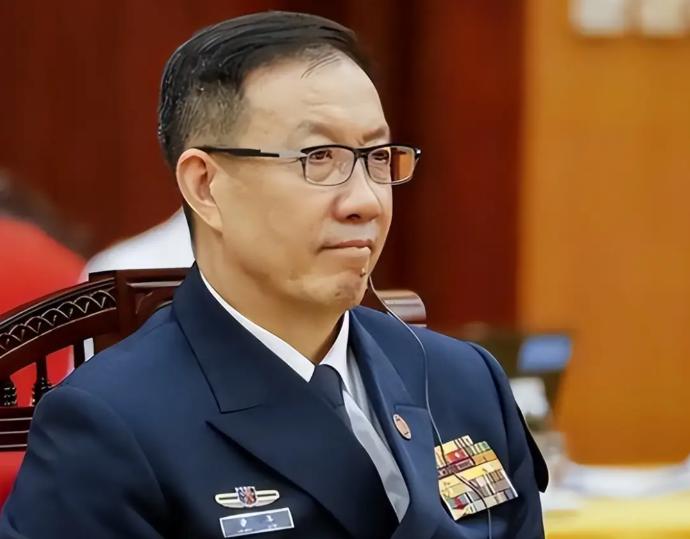 台湾的天彻底塌了，7月31号这天，国防部在建军99周年招待会上把话彻底挑明了：接