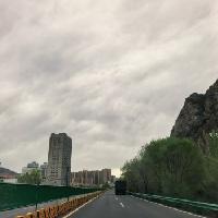 我的今日状态：😁轻松愉快
我这里的天气：☁️阴天
连续几天的好天气，终于按捺不