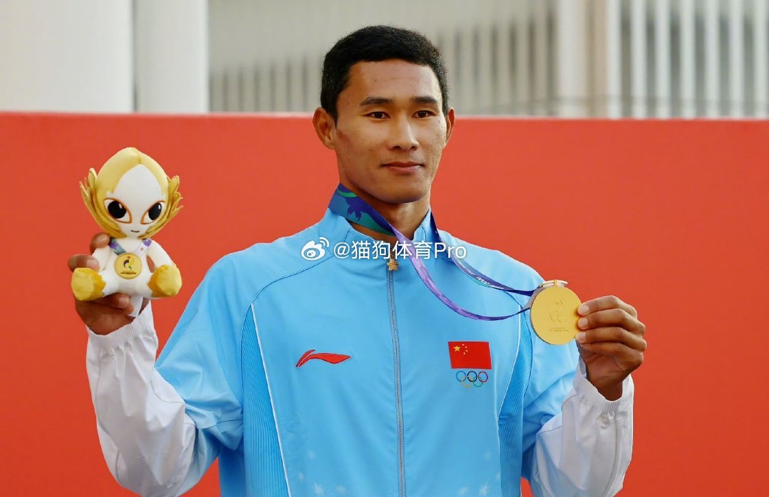 毕焜亚运会闭幕式旗手李昊无缘亚运会闭幕式旗手亚运会闭幕式中国代表团旗手 官方确认