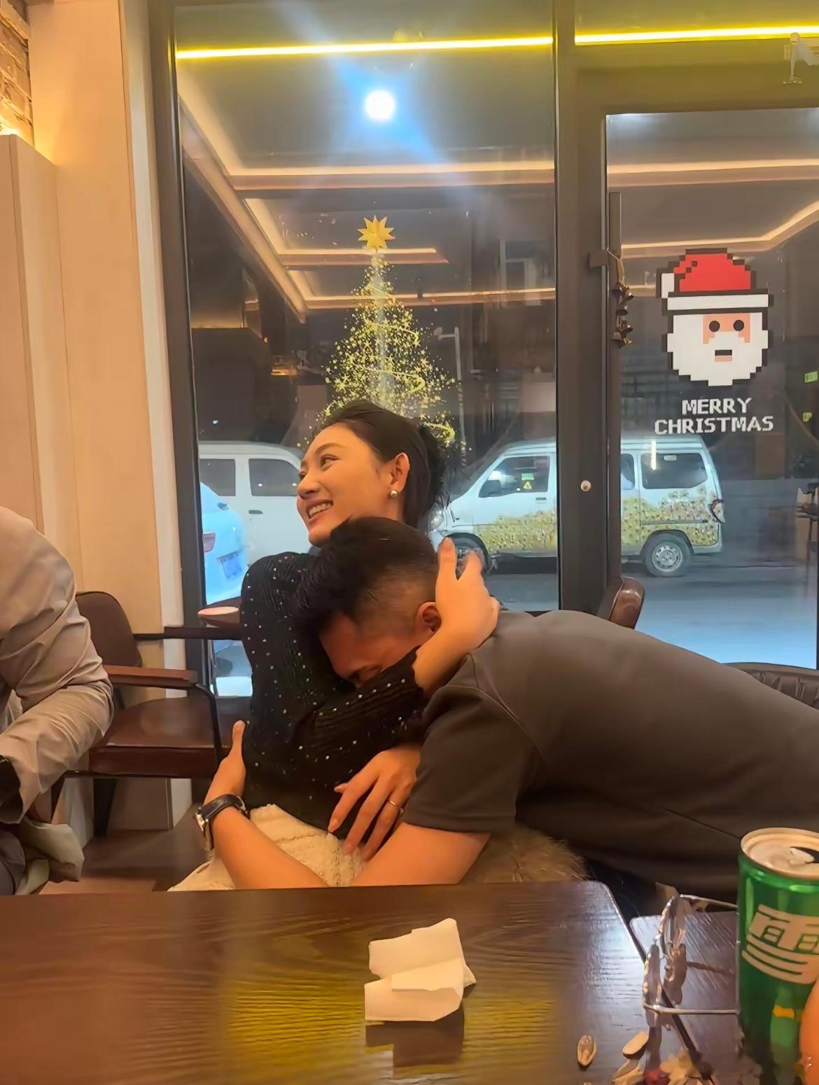 当男朋友喝醉了在我怀里撒娇 