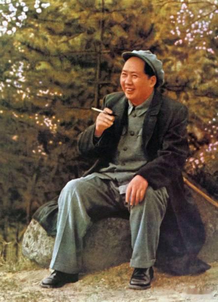 踏遍青山人未老，风景这边独好。 ​​​