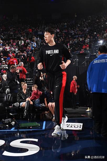 开拓者因选秀前违规接触杨瀚森被罚Shams：波特兰开拓者因在选秀前与杨瀚森发生违