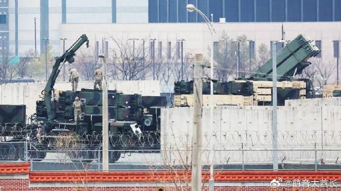 日前有韩国媒体报道，驻韩美军去年12月将1000套制导弹药组件从韩国运往美国本土