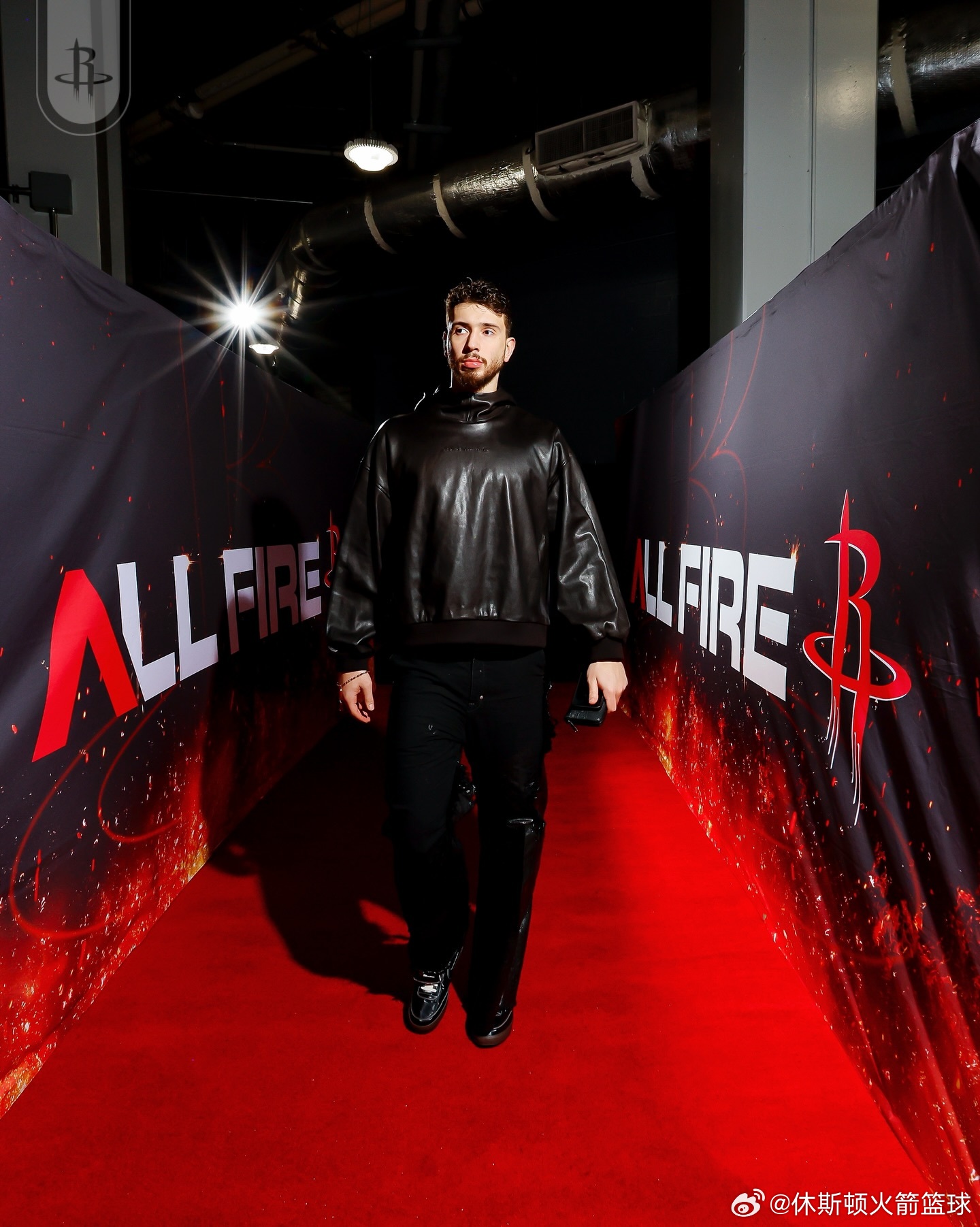 火箭潮男们今日的OOTD📸雷霆vs火箭休斯顿火箭休斯顿火箭