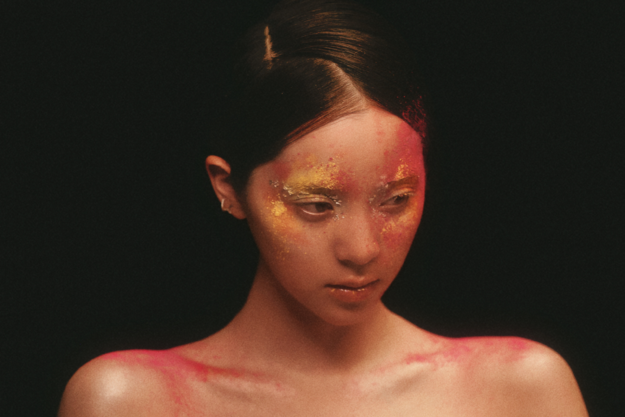 幻梦，幻蝶。歐陽娜娜NanaVOGUE美容报封面花絮 ​​​