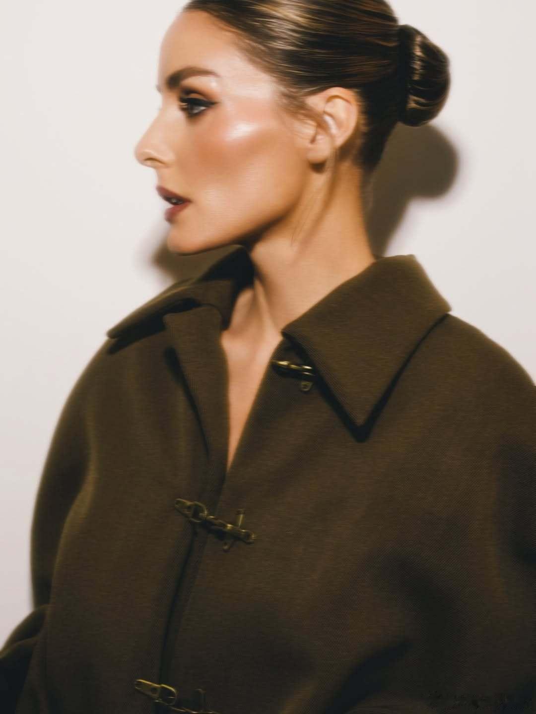 Olivia Palermo奥利维亚巴勒莫冬季衣柜分享，依然偏爱沉稳的低饱和色彩