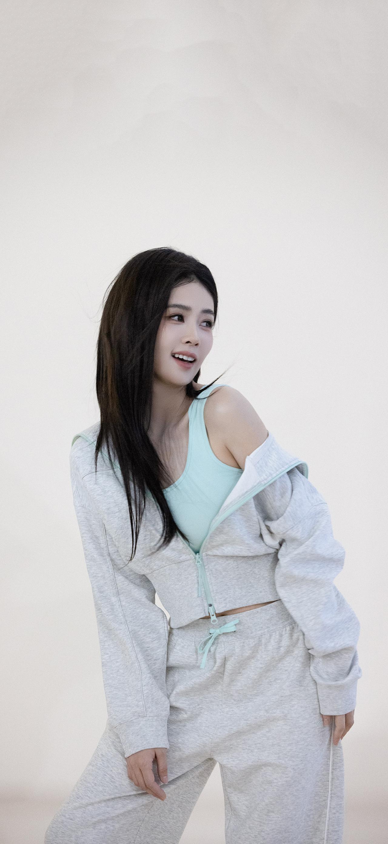 美女壁纸-第5961期-白鹿