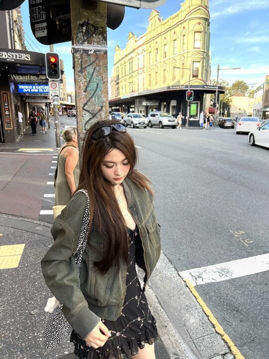 out on street✰‧ ₊˚💬 🐈‍⬛ ⊹ ✭˚