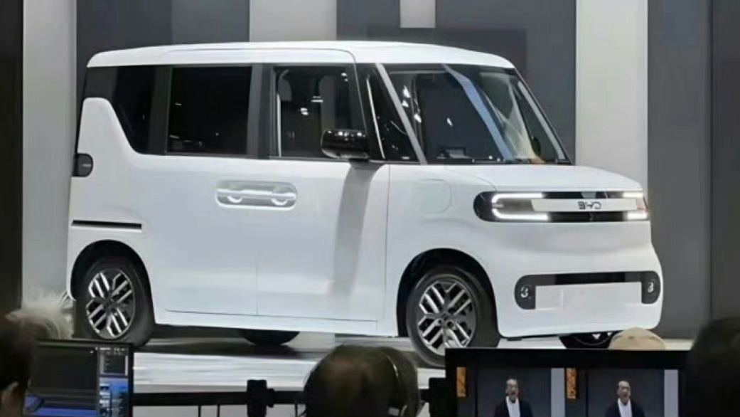 比亚迪为日本市场打造的K-Car你别说，比亚迪低端入门车的设计其实都挺不错的，海