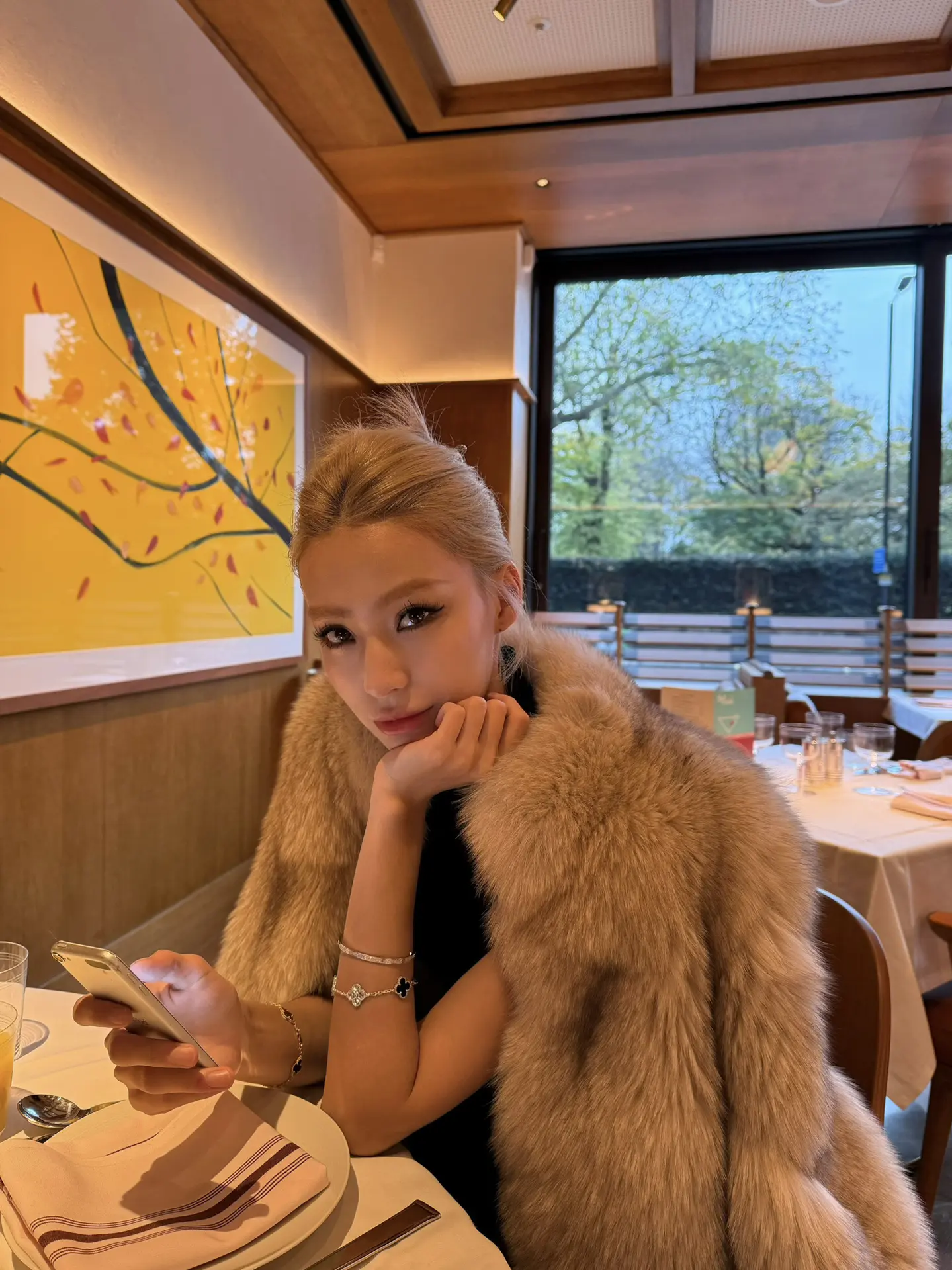 我开始美丽的际遇 你来自东或西。