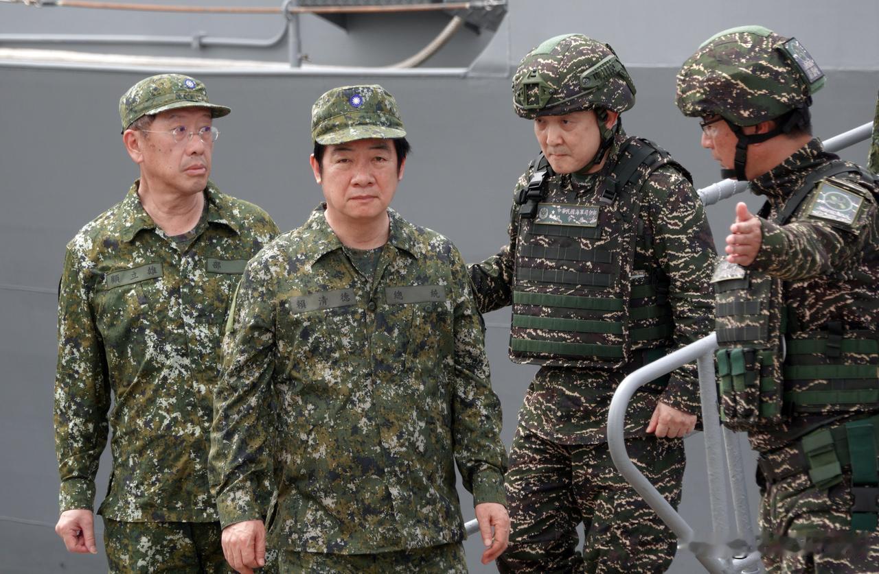民进党当局恢复台军在上世纪六零年代的“反共爱国教育”，说是要安排陆委会及“国安会