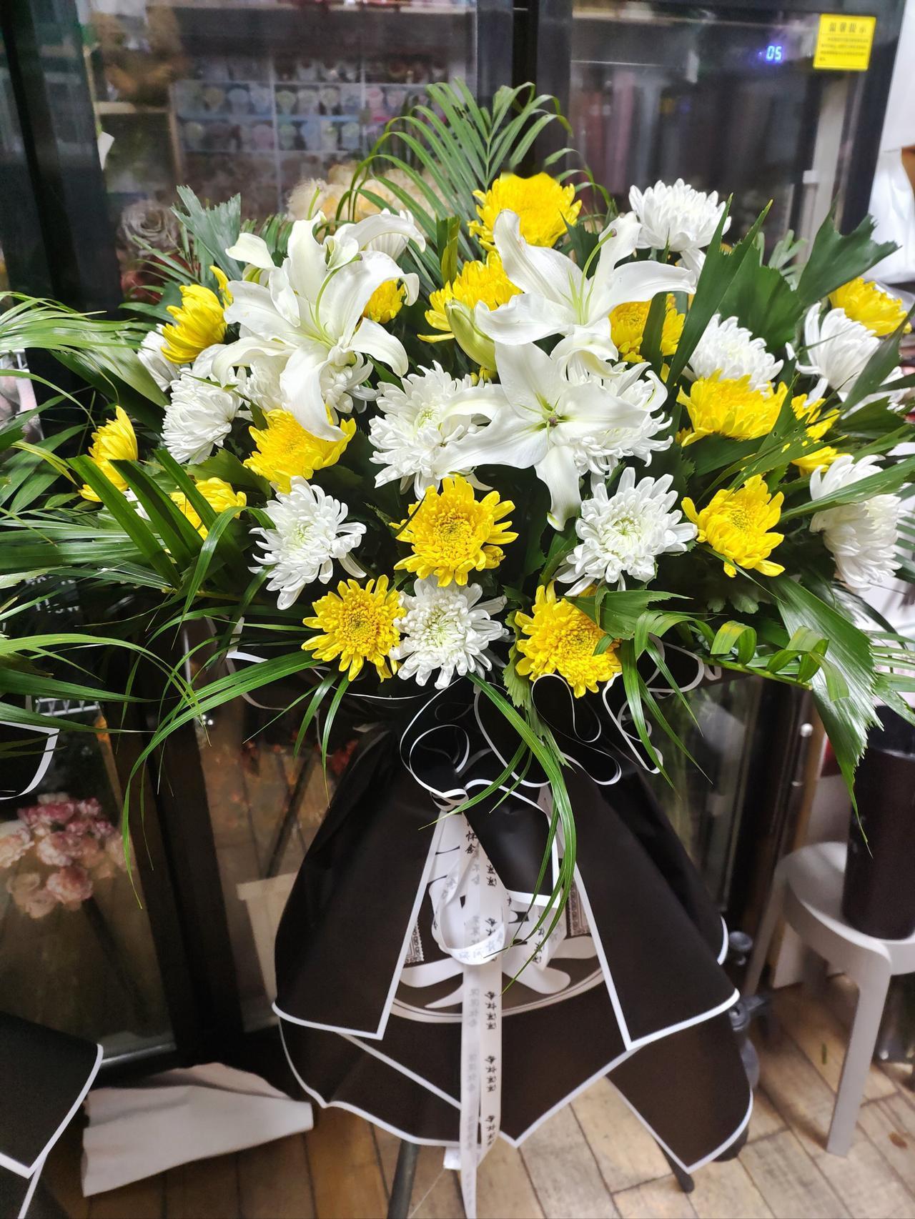 虎毒不食子
福建男子却伙同堂哥撞死自己儿子，骗得保险费98万。

2020年10