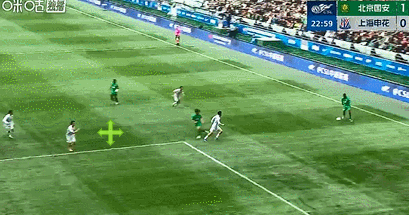 张玉宁破门！北京国安1-0领先上海申花。
“京沪德比”踢到第22分钟，北京国安率