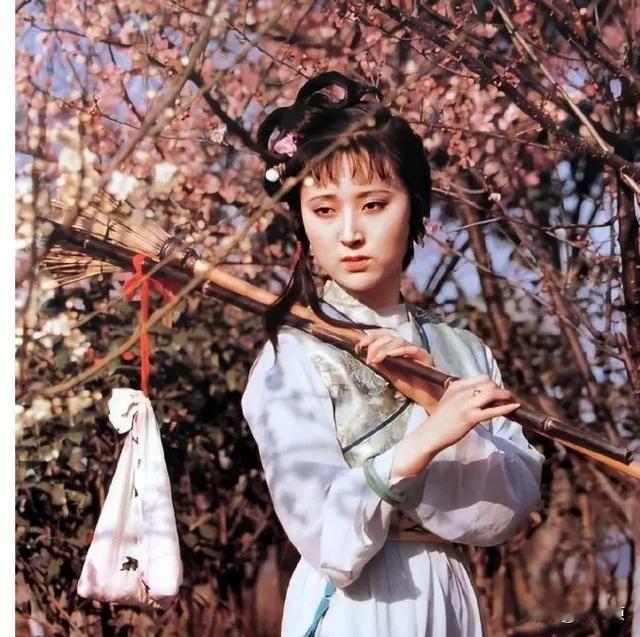 抑郁症的概念是在清朝末期才传入中国的，那么之前的古人会得抑郁症吗？[兔子]
 