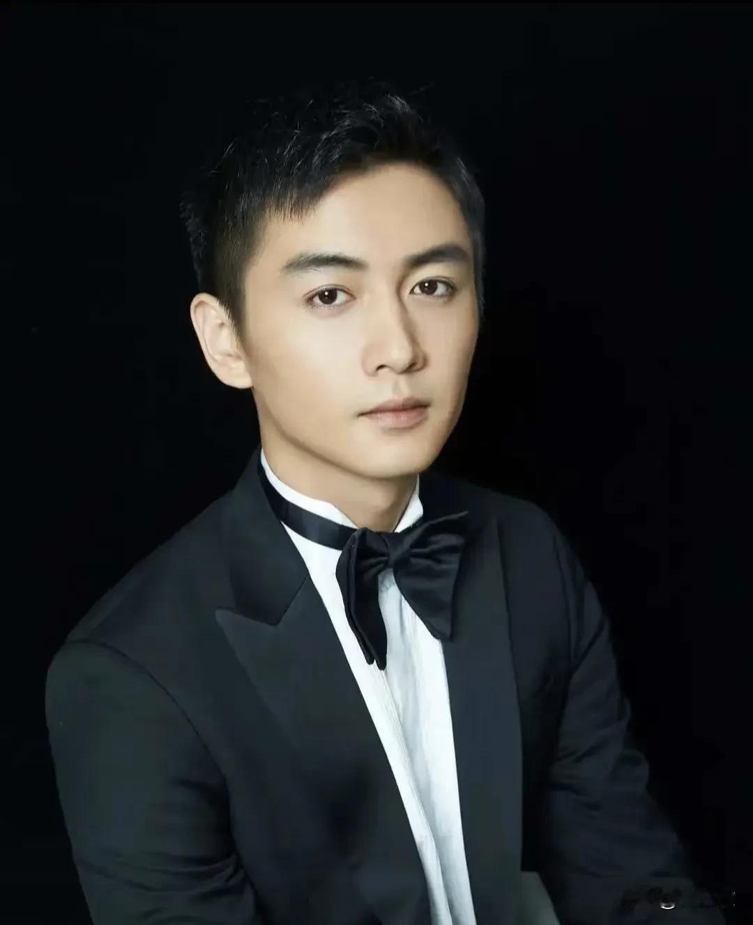 有网友说，陈晓我还是蛮欣赏的，虽然他给人一种很淡漠的感觉，大生意人里面我感觉他有