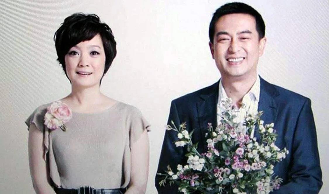 近期，娱乐圈中的离婚消息接二连三，其中就包括知名演员张嘉译与妻子王海燕的离婚。这