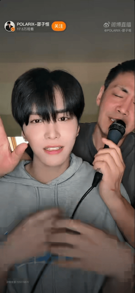 邵兵亲了邵子恒一口  被邵兵亲邵子恒这一幕甜到！硬汉老爸的温柔全在这一口里，父子