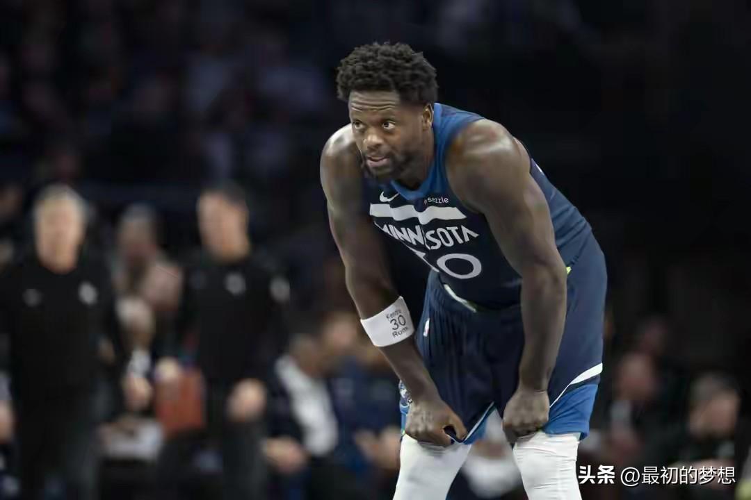 三连败！布克空砍34分，太阳104：116不敌森林狼，格林又哑火了？

NBA常