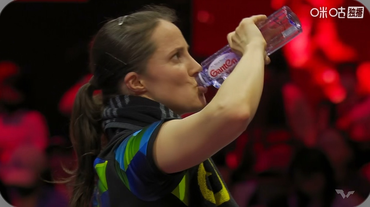 王艺迪1-1温特（11-4 5-11）这两个人咋这么冷静 抡起来呀