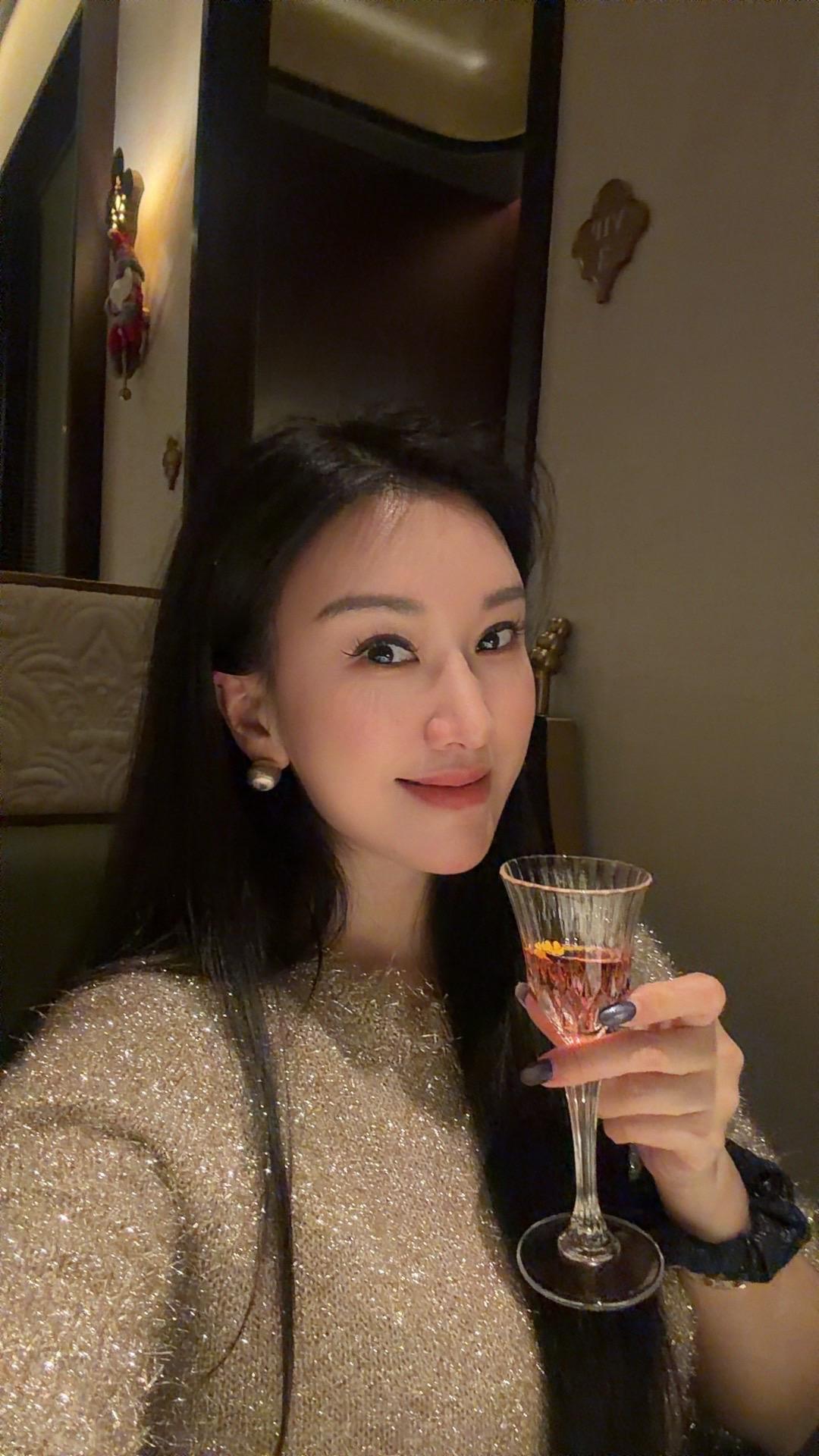 好想谈恋爱，越想越难耐
