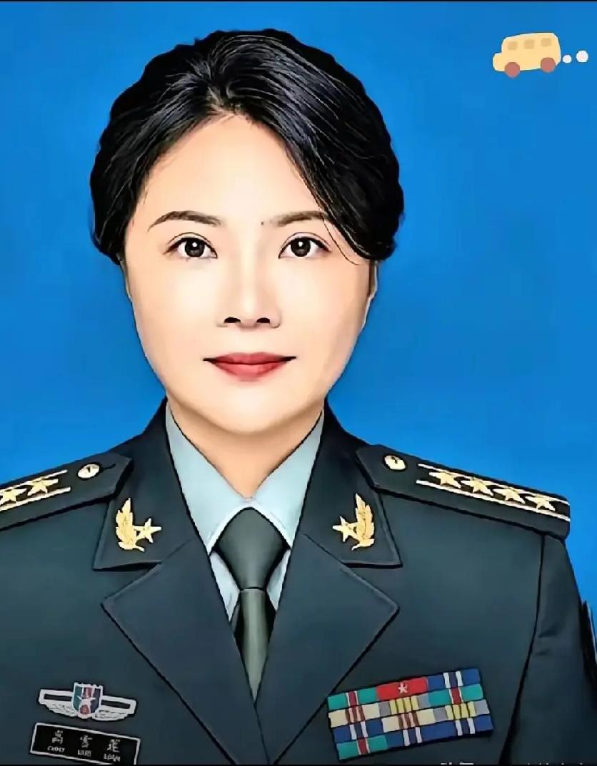 看到个军队查账的通报，惊出一身冷汗。

西部战区审计员高雪莲，绝对是个狠角色。1