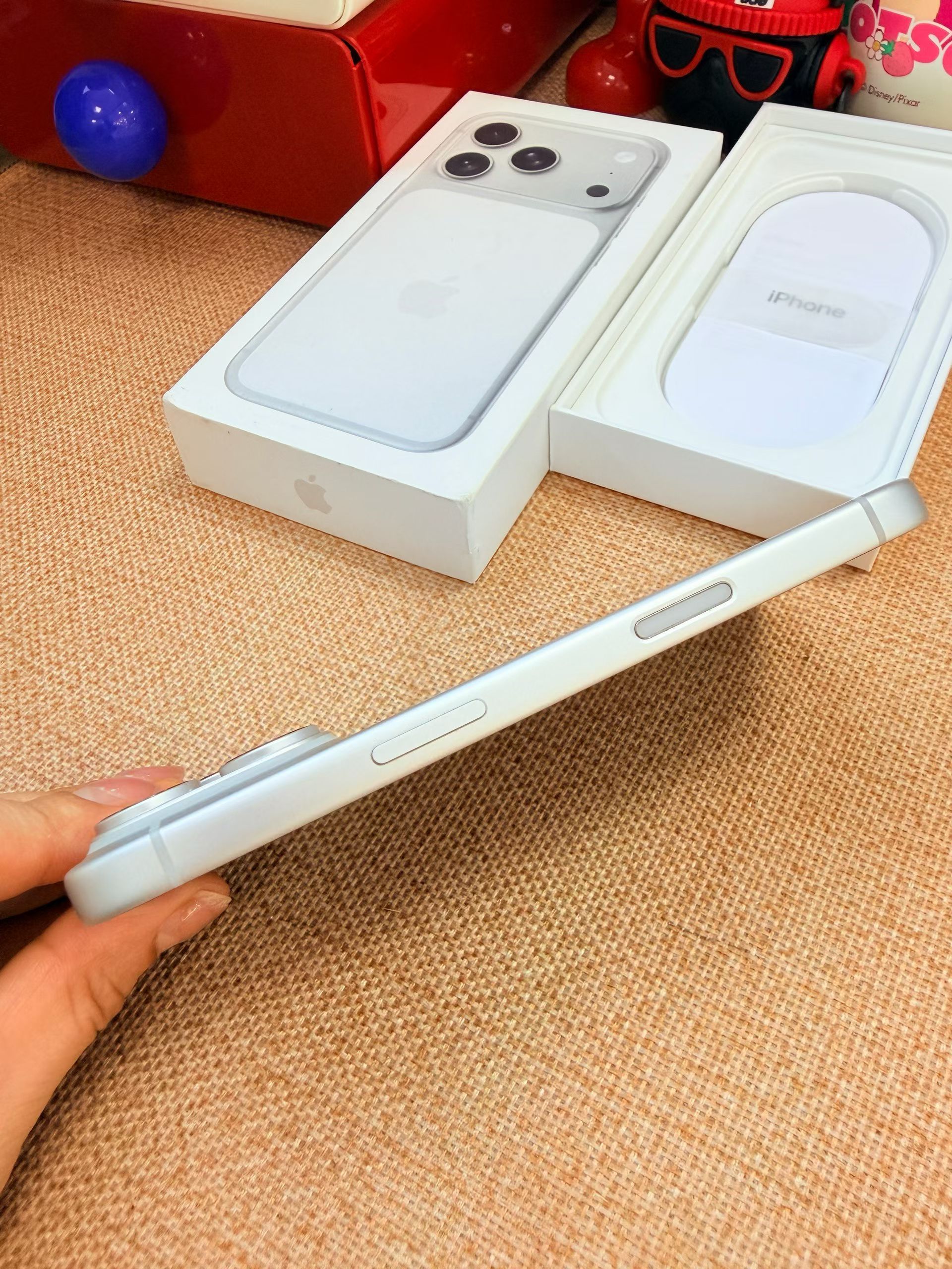 精品二手机苹果17Pro 1T银电池效率91%，国行纯原99新超大内存，需要的来