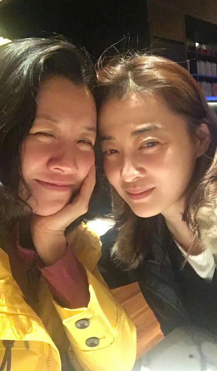 梅婷和刘琳真没压力啊，这种素颜合影都敢发