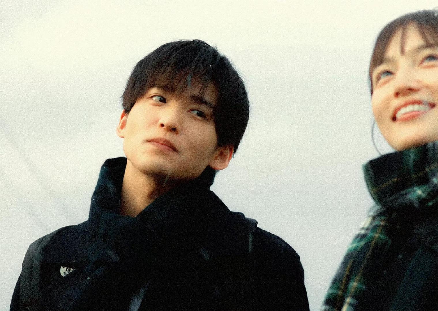 在最软弱的时候，你会想念的那个人；在那个人最软弱的时候，你会怜惜的，你们才是彼此