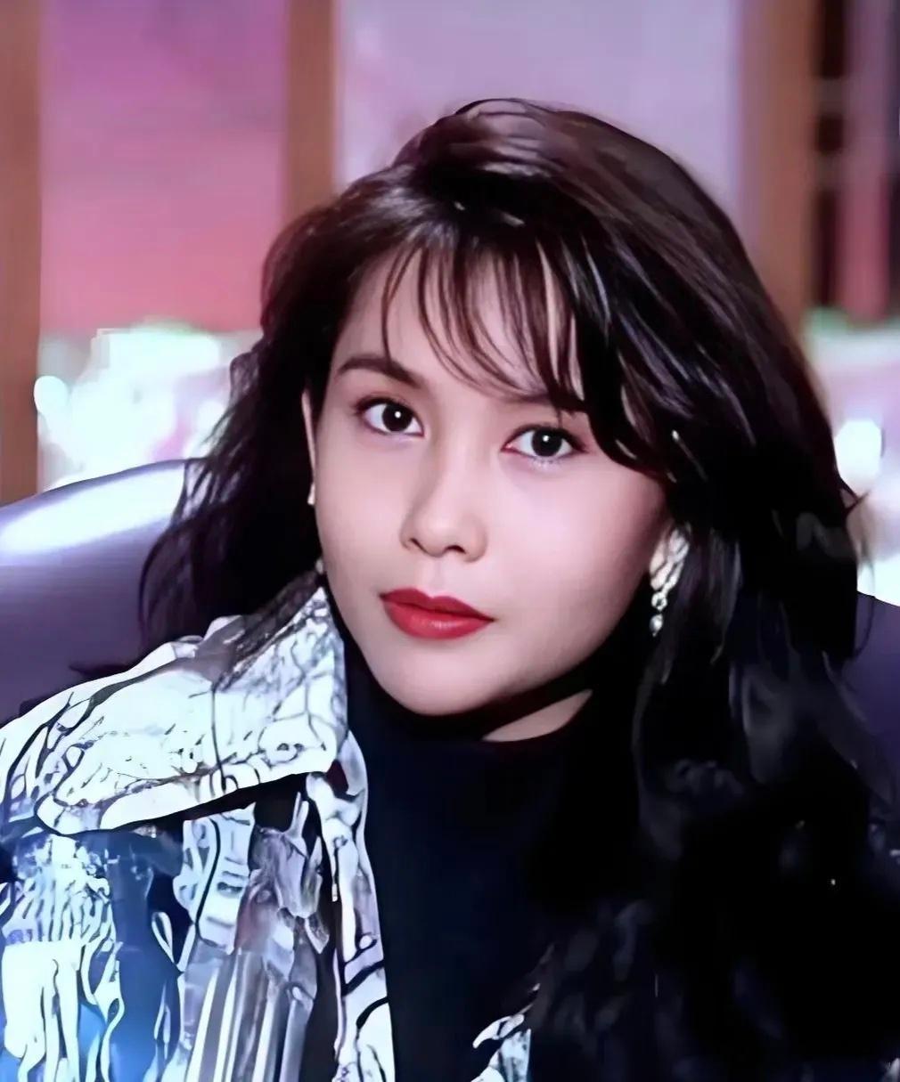 #邱淑贞一家三口巴黎看奥运#不得不感叹，女神就是女神，虽然退出娱乐圈那么多年，不