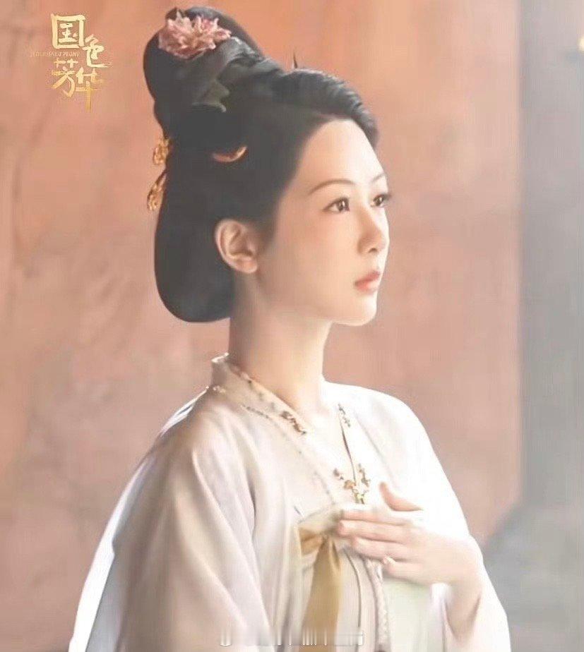 杨紫这妆造也是无敌，完全没有以往角色的影子 