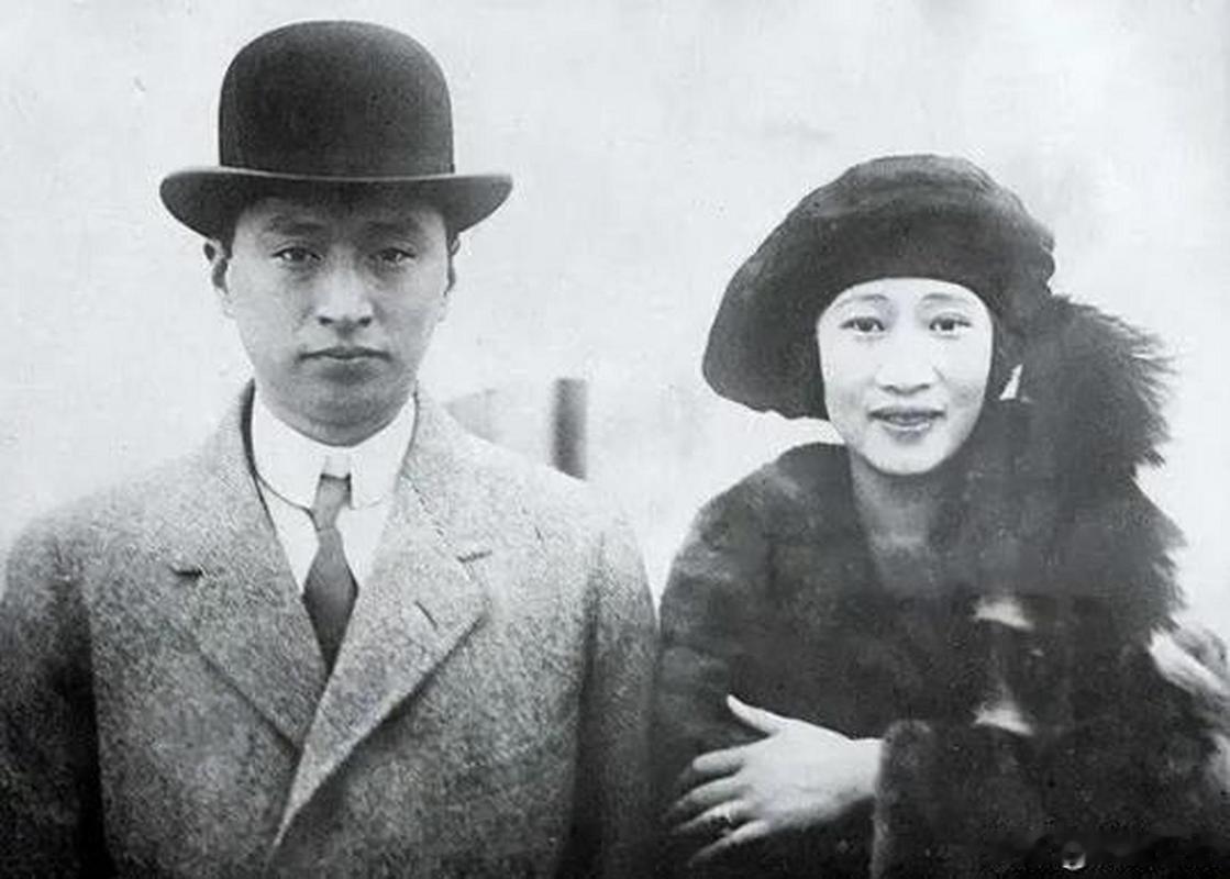 1959年，顾维钧趁妻子黄蕙兰睡着，偷偷溜进严幼韵的房间。没想到，黄蕙兰却默不作