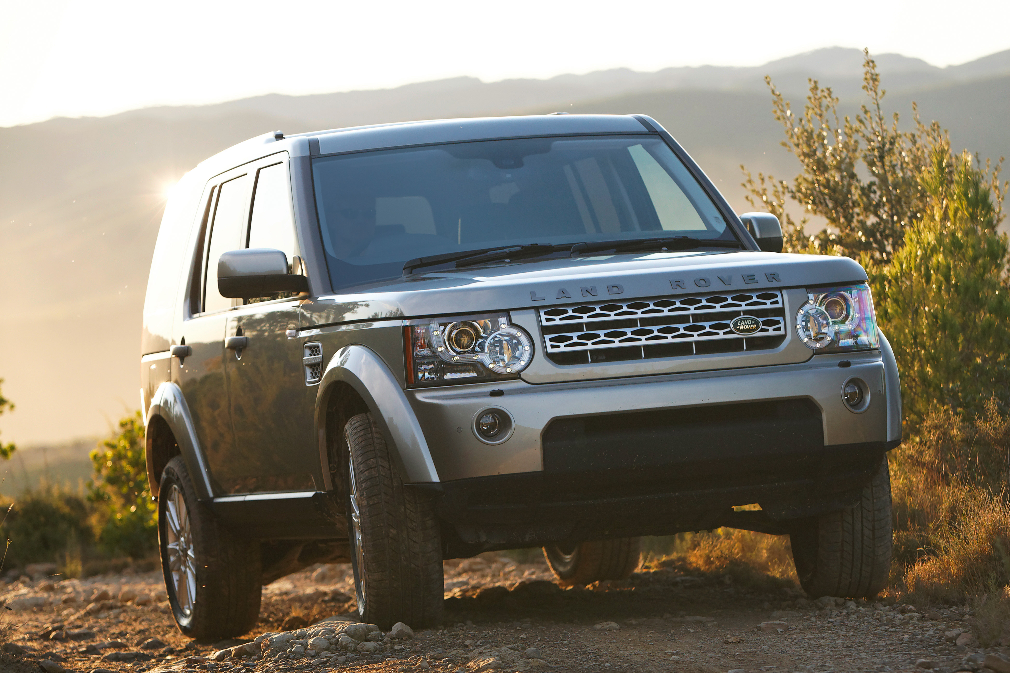 Land Rover Discovery 4 3.0 TDV6路虎发现 4 太经