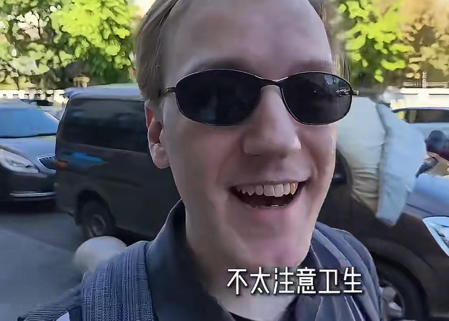 习惯了德国的卫生标准，到了中国旅游之后特别受不
这个德国博主吐槽国内卫生太差，公