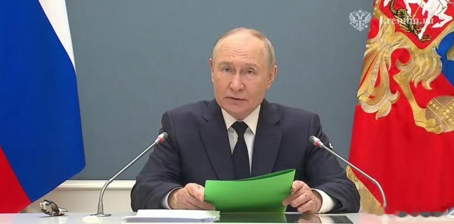 普京称已无兴趣等乌方从占领区撤出泽连斯基能把乌克兰带出困境吗 泽连斯基想把乌克兰