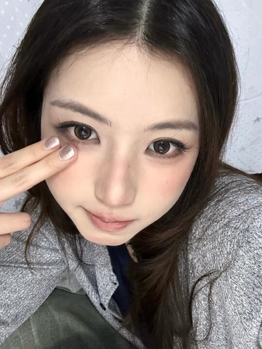 韩系微醺冷都女妆
