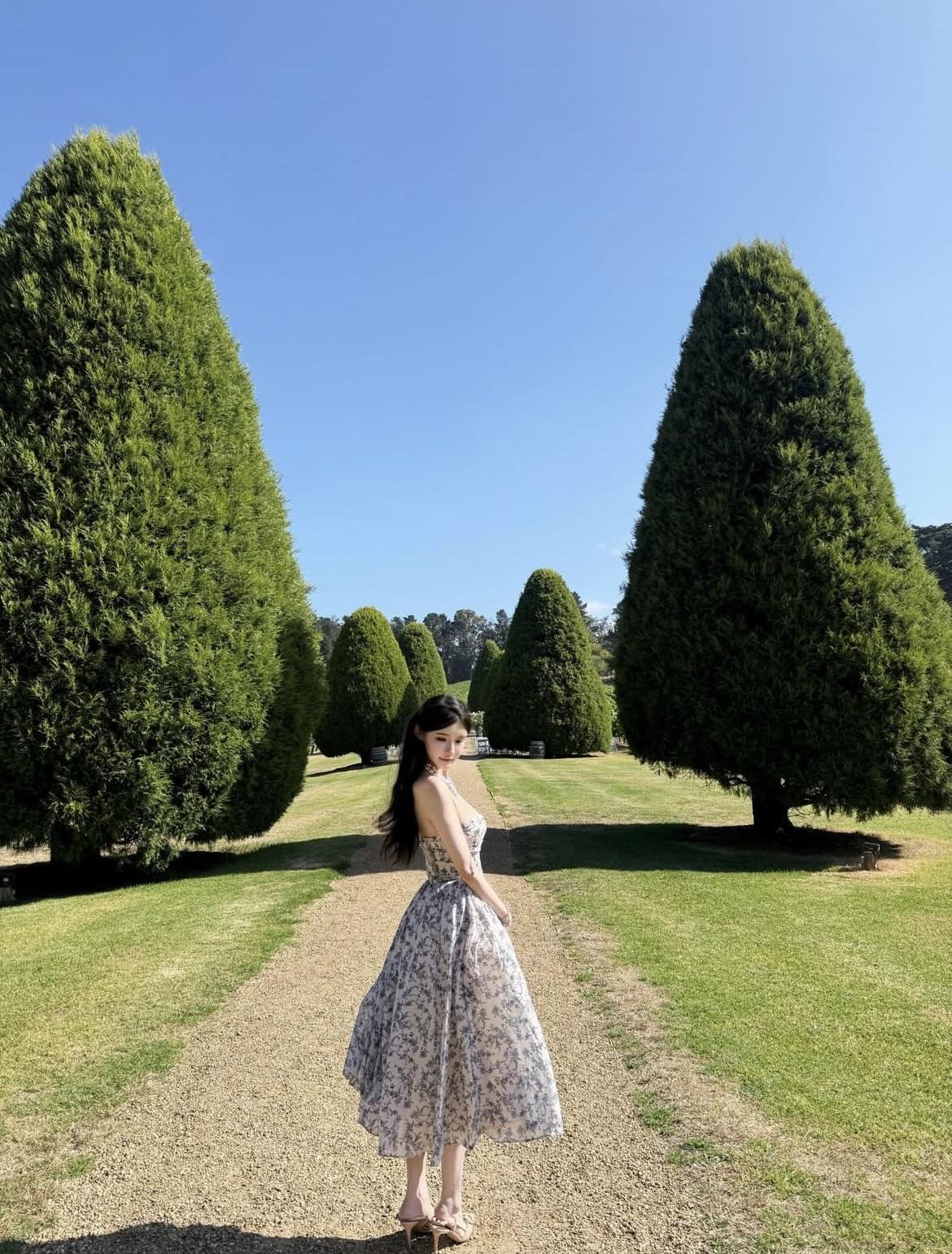 什么样的穿搭可以成为气质女神?
从日常穿搭中汲取灵感，打造属于你的女神范！