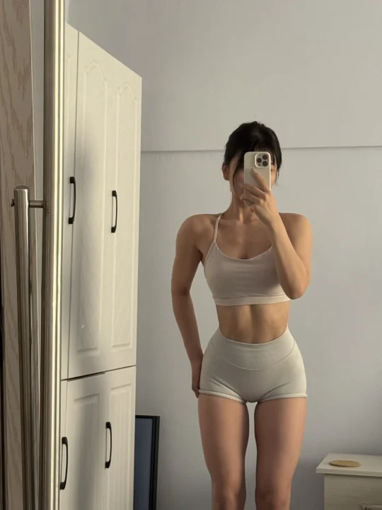 168 | 60kg 健身女孩的ootd
