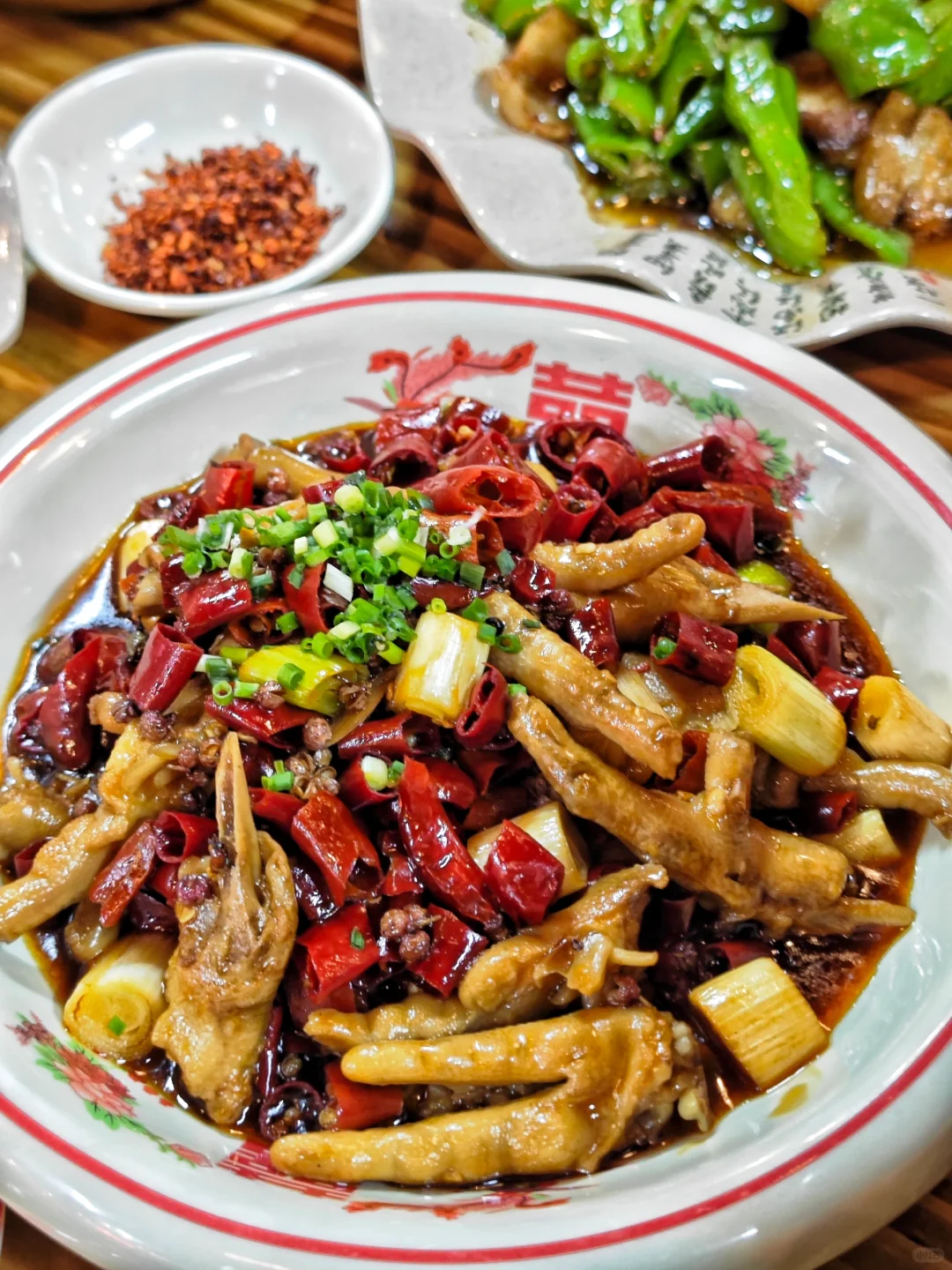 武汉本地人都在吃的跷脚牛肉！