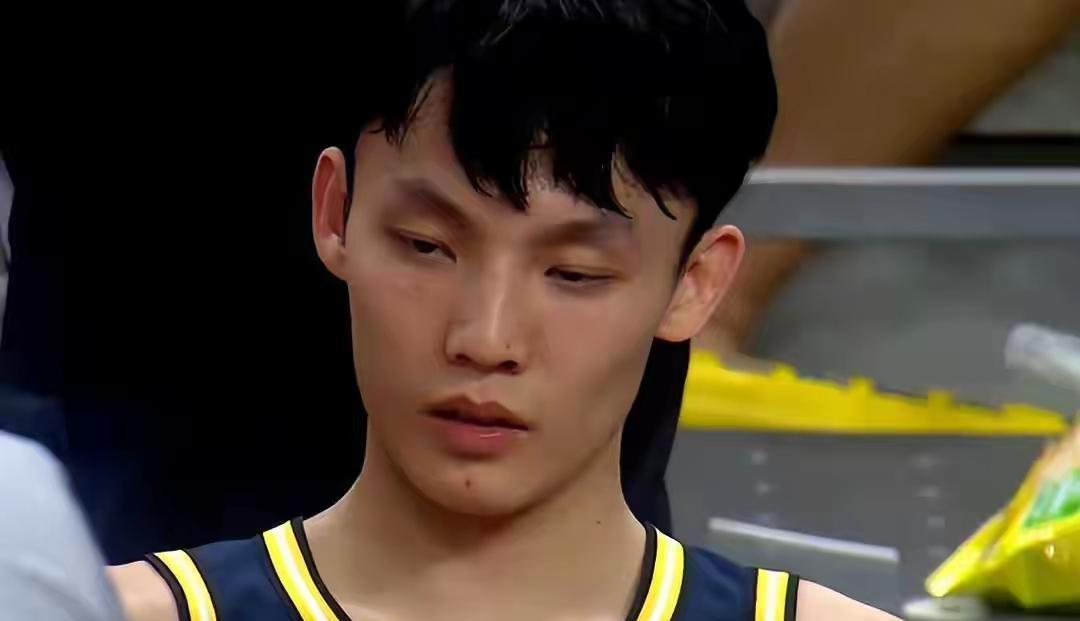 球迷朋友关注了！明日（4月28日）CBA季后赛正式开打！首轮两场焦点战，CCTV