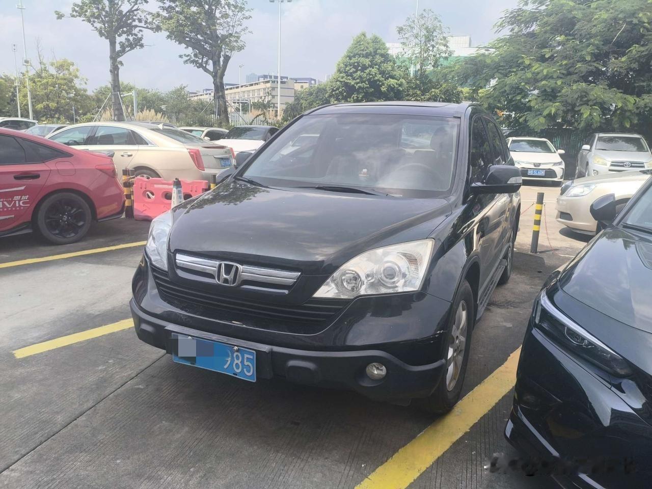 行驶了18年，34万公里，含泪要把它送走了，谢谢你！！！
这是车主说的最后一句话