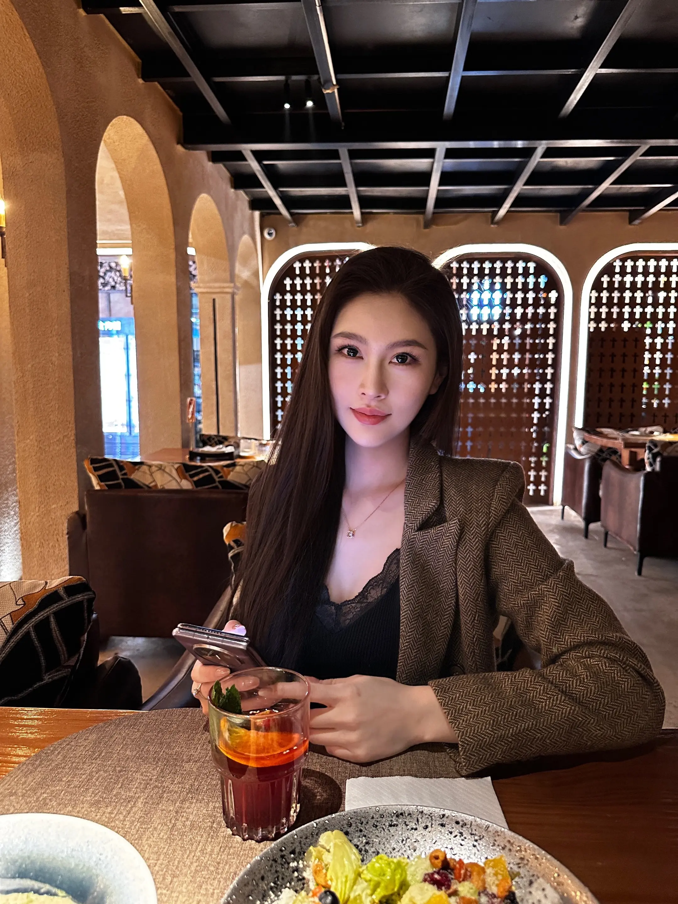 回望曾经执着的  不过也是风轻云淡