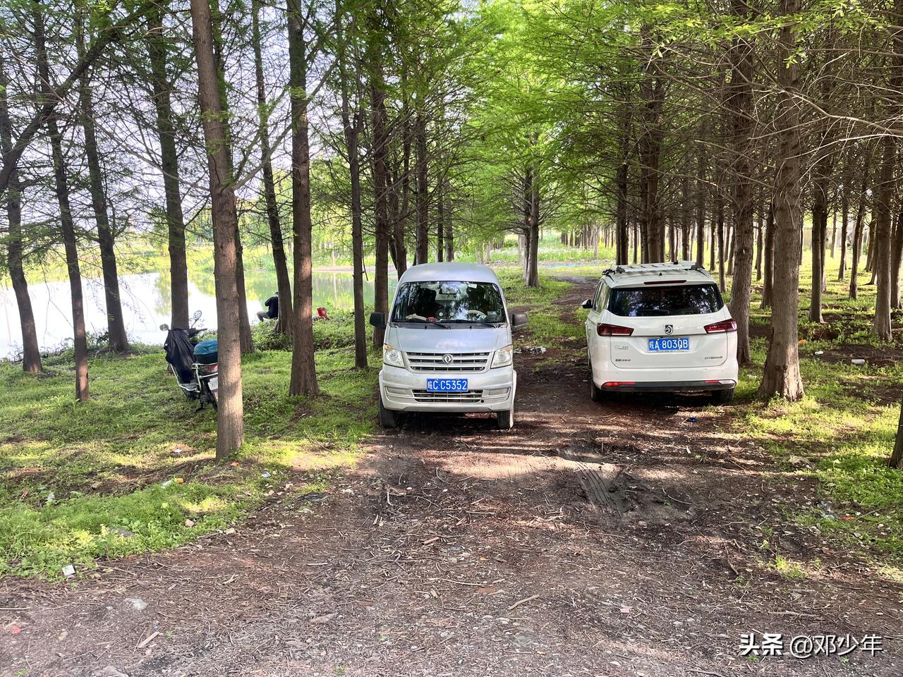在上海，喜欢野钓的都是安徽人吗？今天在一小河边看到停的都是安徽牌照的车子！钓鱼的