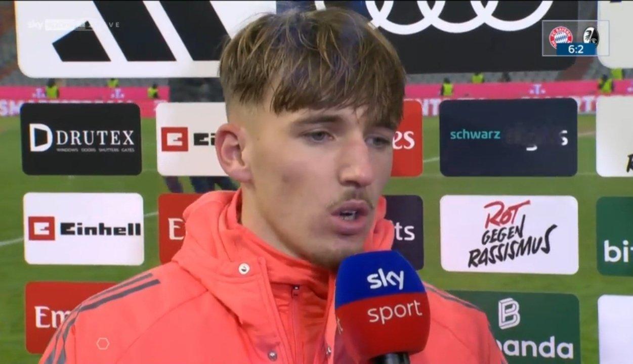 卡尔赛后谈及他的“伤情”：“我昨天训练时被撞了一下，但一切都好。”宝宝，我看某懂