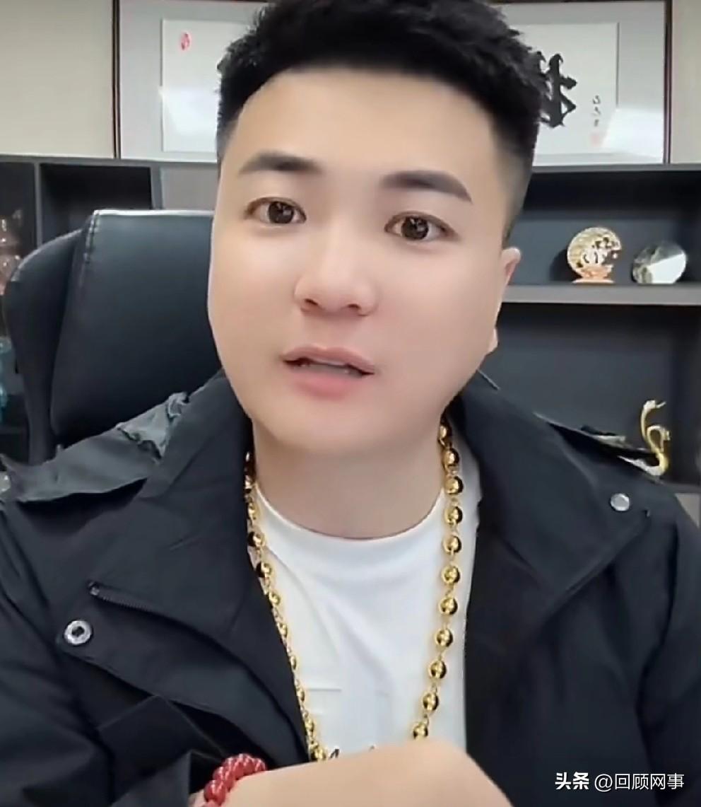 财神风爆料阿宇被封因为夸时大漂亮，老葛打响指！

       舔时大漂亮给老葛