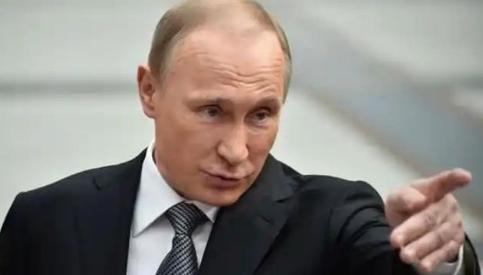 全世界都被普京骗了？打乌克兰只是幌子，真正目标其实已悄悄布局四年，很多人开始疑惑