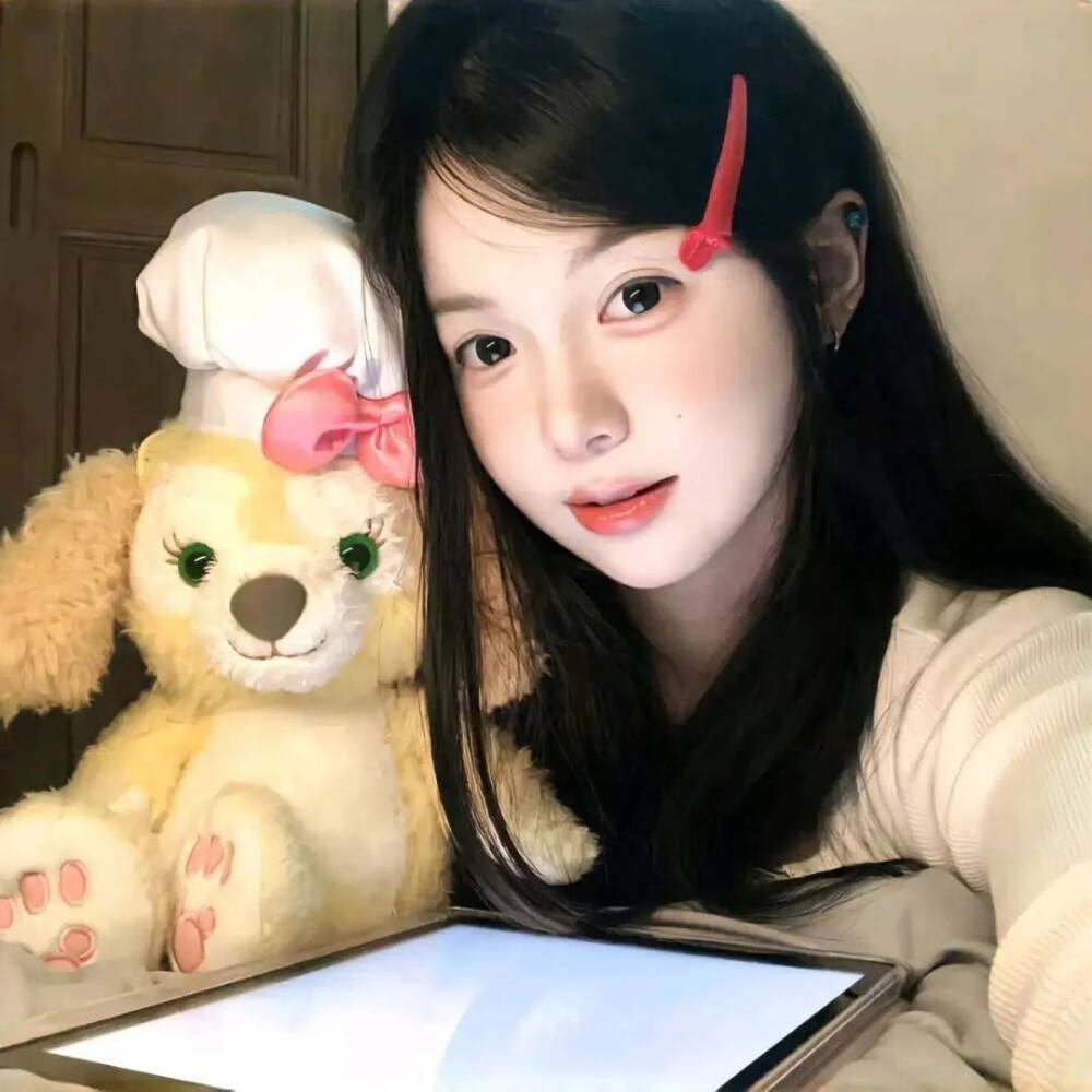 ᴹᵃʸ ʸᵒᵘ ˢᵘʳᵛⁱᵛᵉ ᵗʰᵉ ˡᵒⁿᵉˡⁱⁿᵉˢˢ / ʰⁱᵈᵉ ᵗʰ