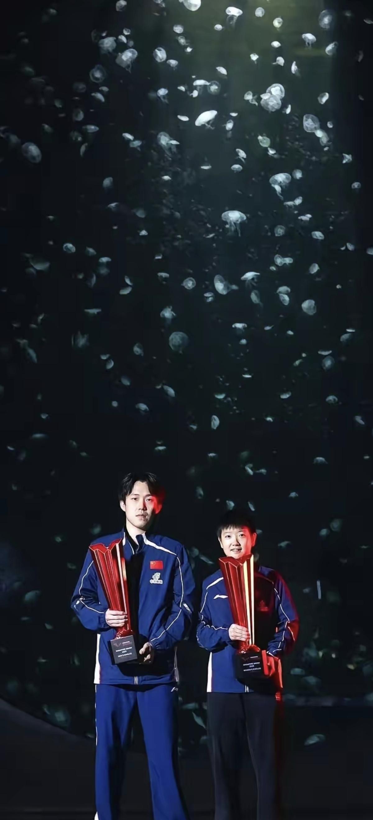 合则天下无敌，分则各自成王。