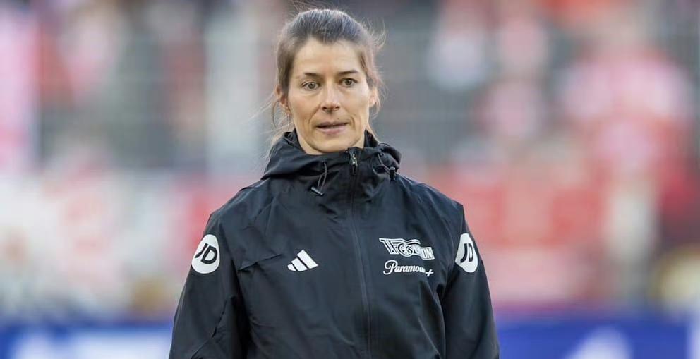 柏林联合1-3不敌德甲副班长，老板怒炒主帅，随即从有了德甲历史上第一次让女性担任